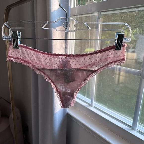 VICTORIAS SECRET THONG - Picture 3 of 4